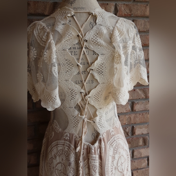 Jen's Pirate Booty Lace Cotton Embroidered Dress. - Picture 8 of 13